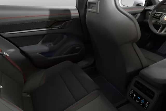 Porsche Taycan (2025) thumbnail 6