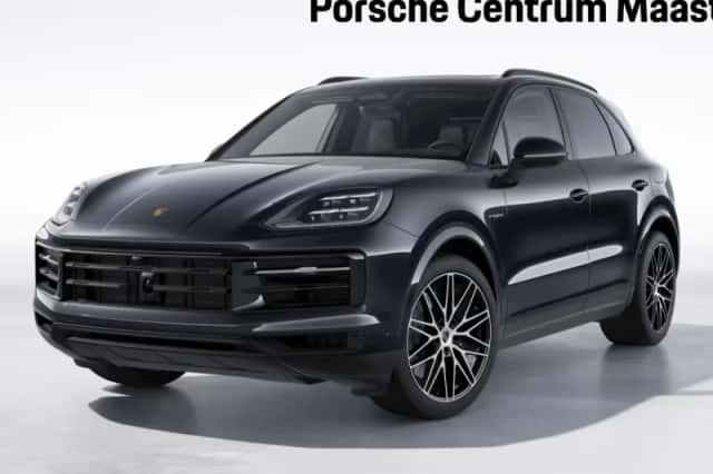 Porsche Cayenne (2024) thumbnail 1