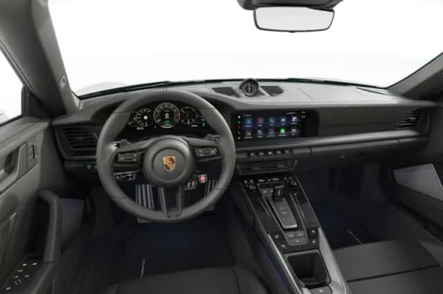 Porsche 911 (2025) thumbnail 4