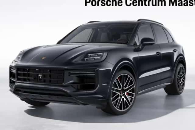 Porsche Cayenne (2024) thumbnail 1