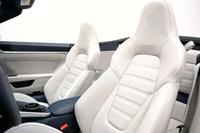 Porsche 911 (2026) thumbnail 5