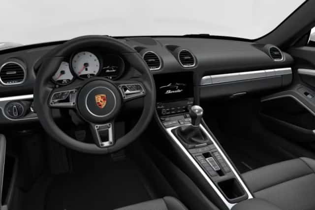 Porsche 718 (2016) thumbnail 4