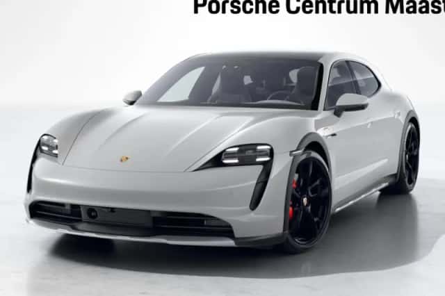 Porsche Taycan (2021) thumbnail 1
