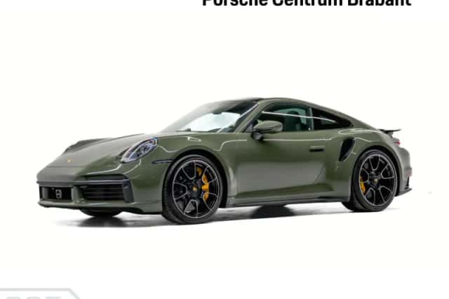 Porsche 911 (2024) thumbnail 1