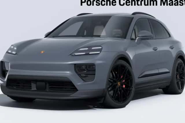 Porsche Macan (2025) thumbnail 1