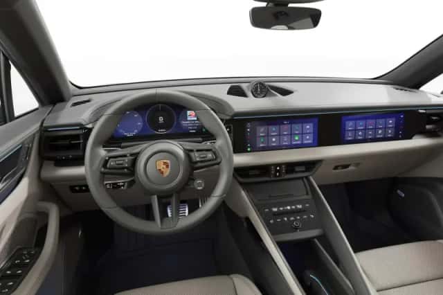 Porsche Macan (2025) thumbnail 4