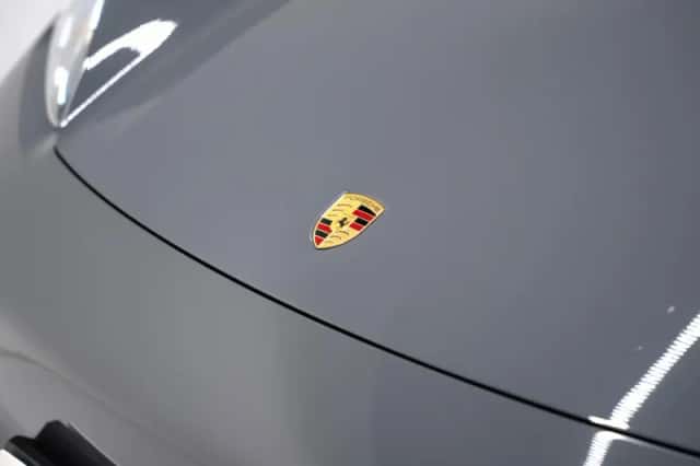 Porsche Macan (2025) thumbnail 6