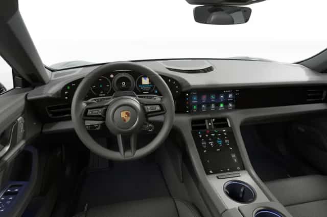Porsche Taycan (2026) thumbnail 4