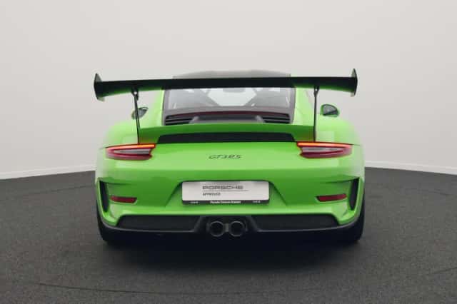 Porsche 911 (2018) thumbnail 4