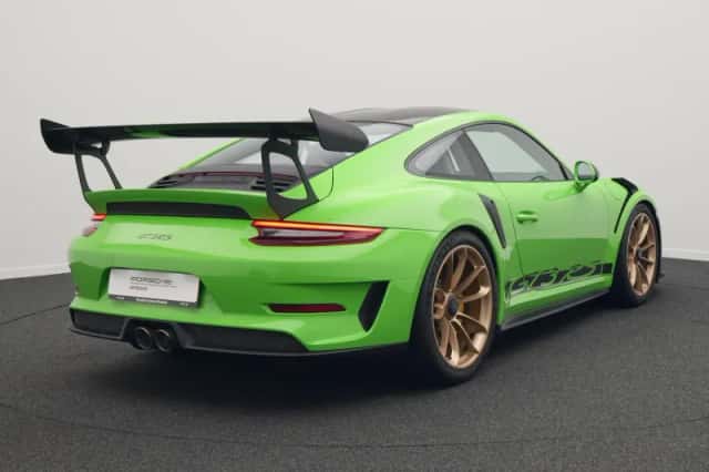 Porsche 911 (2018) thumbnail 5