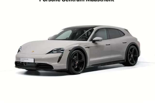 Porsche Taycan (2023) thumbnail 1