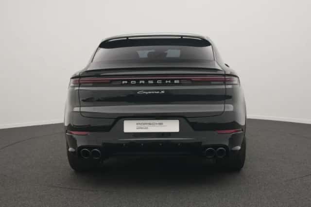 Porsche Cayenne (2024) thumbnail 4