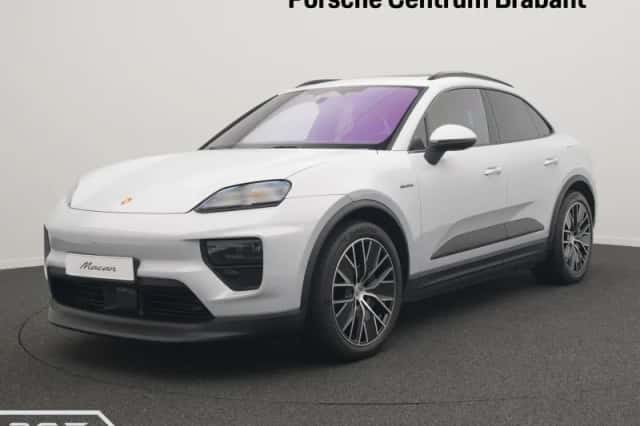 Porsche Macan (2025) thumbnail 1