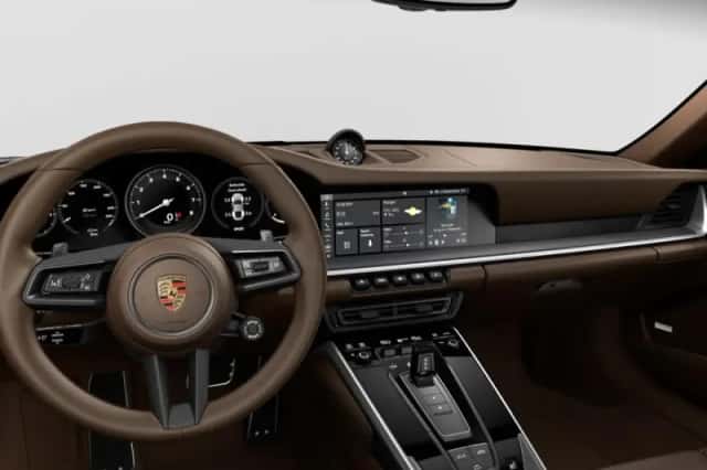 Porsche 911 (2019) thumbnail 4