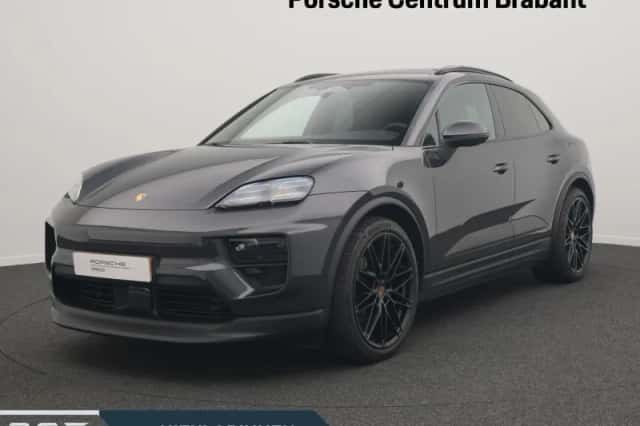 Porsche Macan (2024) thumbnail 1