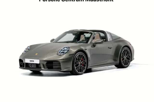 Porsche 911 (2026) thumbnail 1