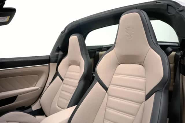 Porsche 911 (2026) thumbnail 5