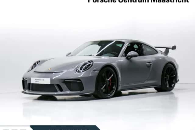 Porsche 911 (2018) thumbnail 1