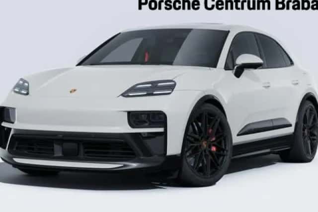 Porsche Macan (2026) thumbnail 1