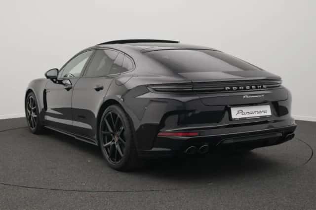 Porsche Panamera (2026) thumbnail 2