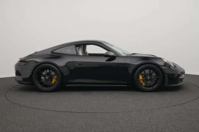 Porsche 911 (2026) thumbnail 6