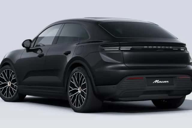 Porsche Macan (2026) thumbnail 3