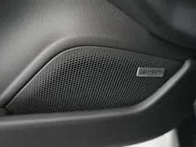 Porsche Taycan (2025) thumbnail 15