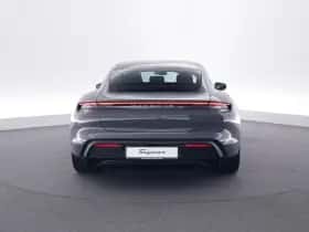 Porsche Taycan (2025) thumbnail 4