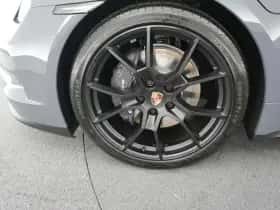 Porsche Taycan (2025) thumbnail 37