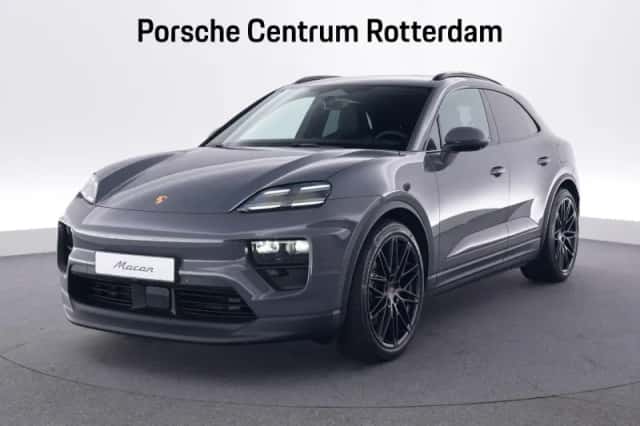 Porsche Macan (2026) thumbnail 1
