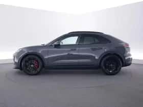 Porsche Macan (2026) thumbnail 2