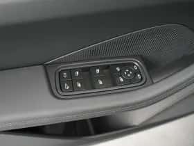 Porsche Macan (2026) thumbnail 14