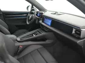 Porsche Macan (2026) thumbnail 31