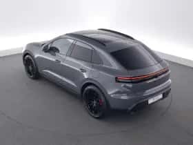 Porsche Macan (2026) thumbnail 10
