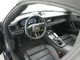 Porsche 911 (2025) thumbnail 13
