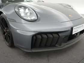 Porsche 911 (2025) thumbnail 40