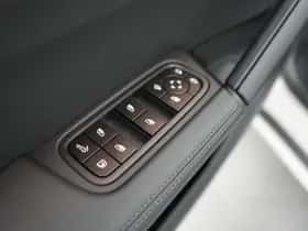 Porsche Cayenne (2026) thumbnail 16
