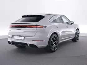 Porsche Cayenne (2026) thumbnail 5