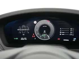 Porsche 911 (2025) thumbnail 18