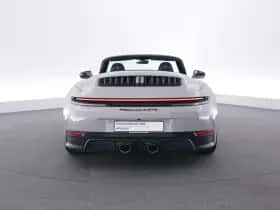 Porsche 911 (2025) thumbnail 4