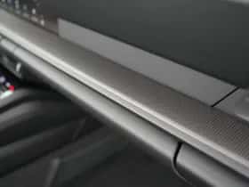 Porsche 911 (2025) thumbnail 31