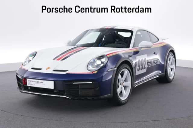 Porsche 911 (2023) thumbnail 1