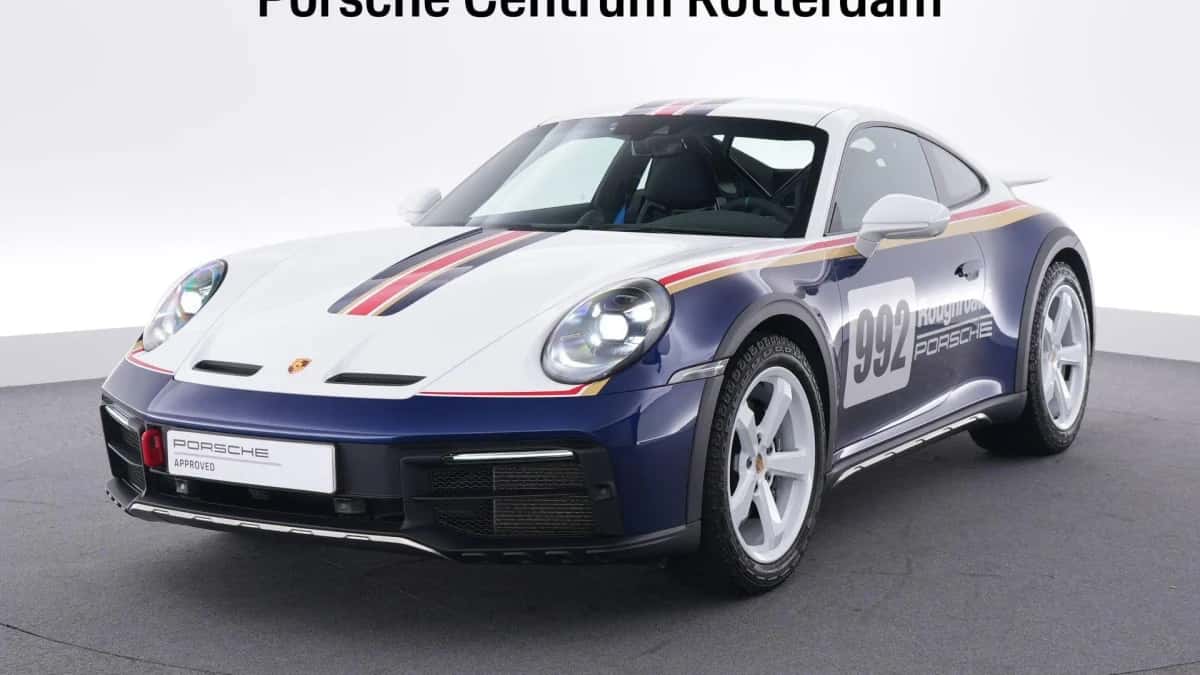 Porsche 911 (2023) — foto 1