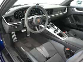 Porsche 911 (2023) thumbnail 11