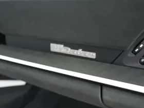 Porsche 911 (2023) thumbnail 35