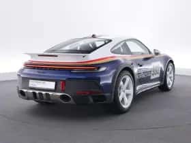 Porsche 911 (2023) thumbnail 5