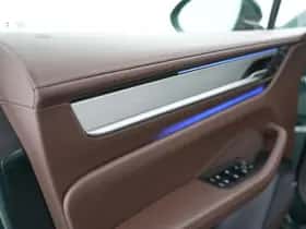 Porsche Macan (2024) thumbnail 15