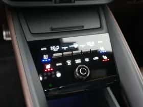 Porsche Macan (2024) thumbnail 28