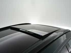 Porsche Macan (2024) thumbnail 49