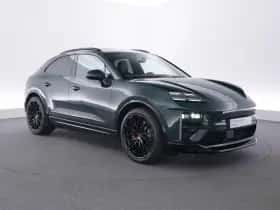Porsche Macan (2024) thumbnail 7